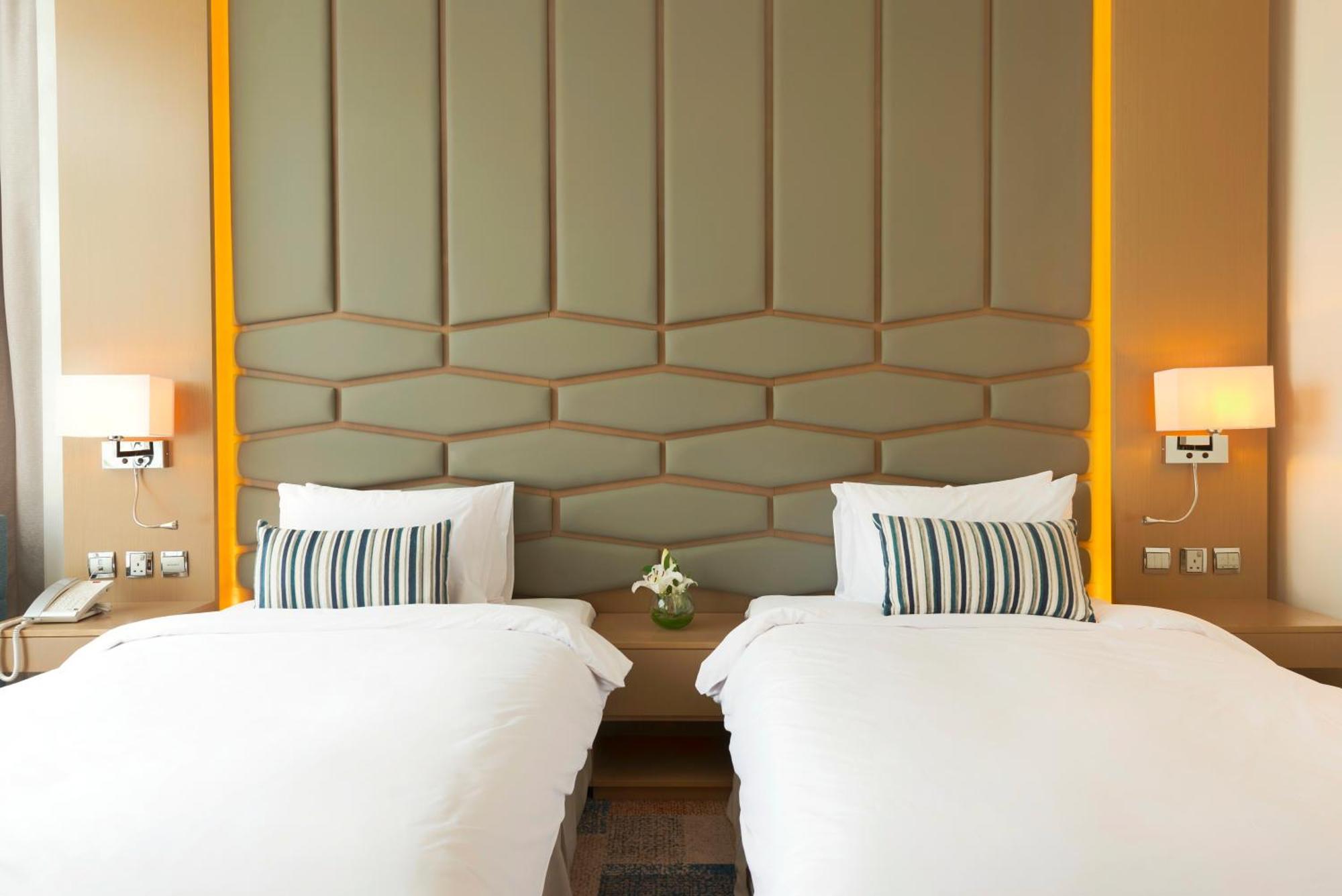 Superior Twin Room access to Hotel's private beach at Palm Jumeirah,1706954980:JPEG